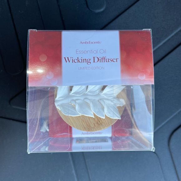 NWT AmbiEscents Essential‎ Oil Wicking Diffuser - Picture 2 of 4
